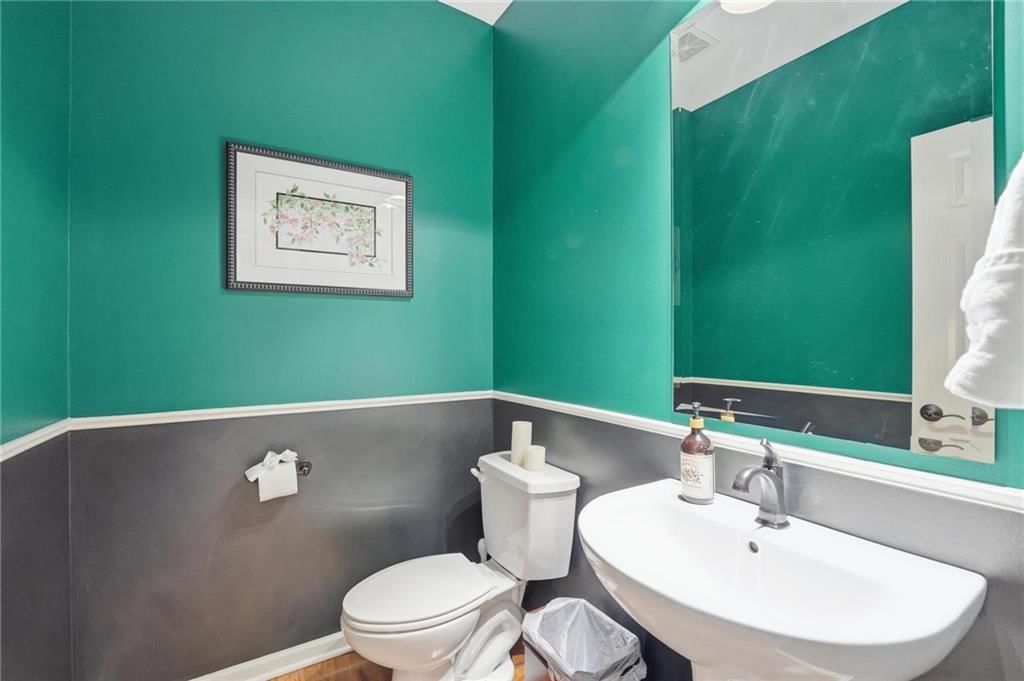 2910 NE Viewpark Place — photo 11