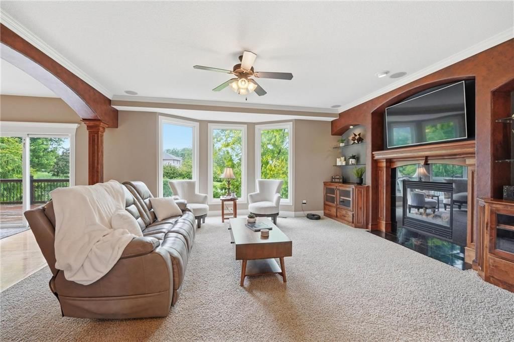 2910 NE Viewpark Place — photo 12