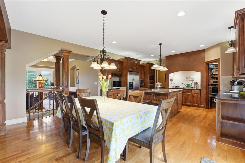 2910 NE Viewpark Place — photo 17