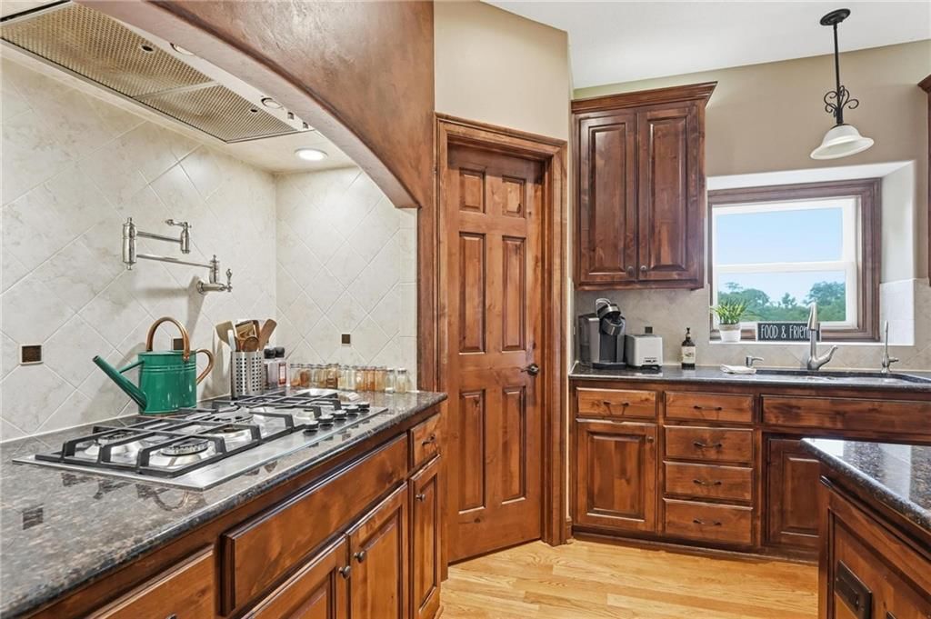 2910 NE Viewpark Place — photo 21