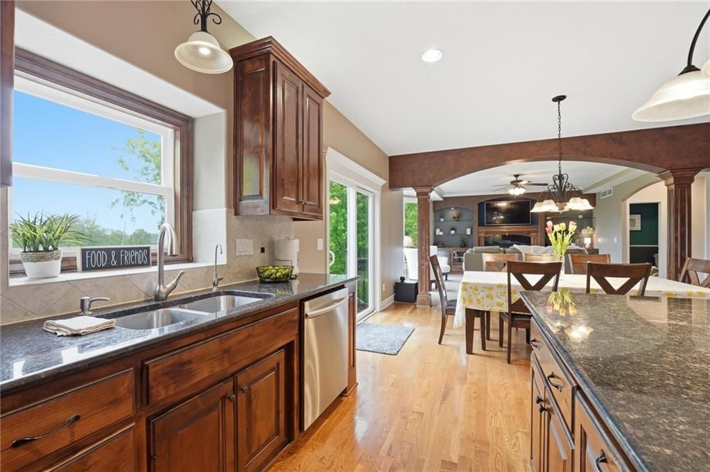2910 NE Viewpark Place — photo 22