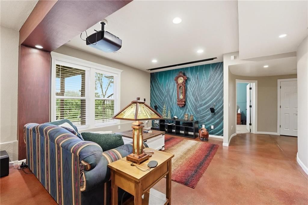 2910 NE Viewpark Place — photo 47