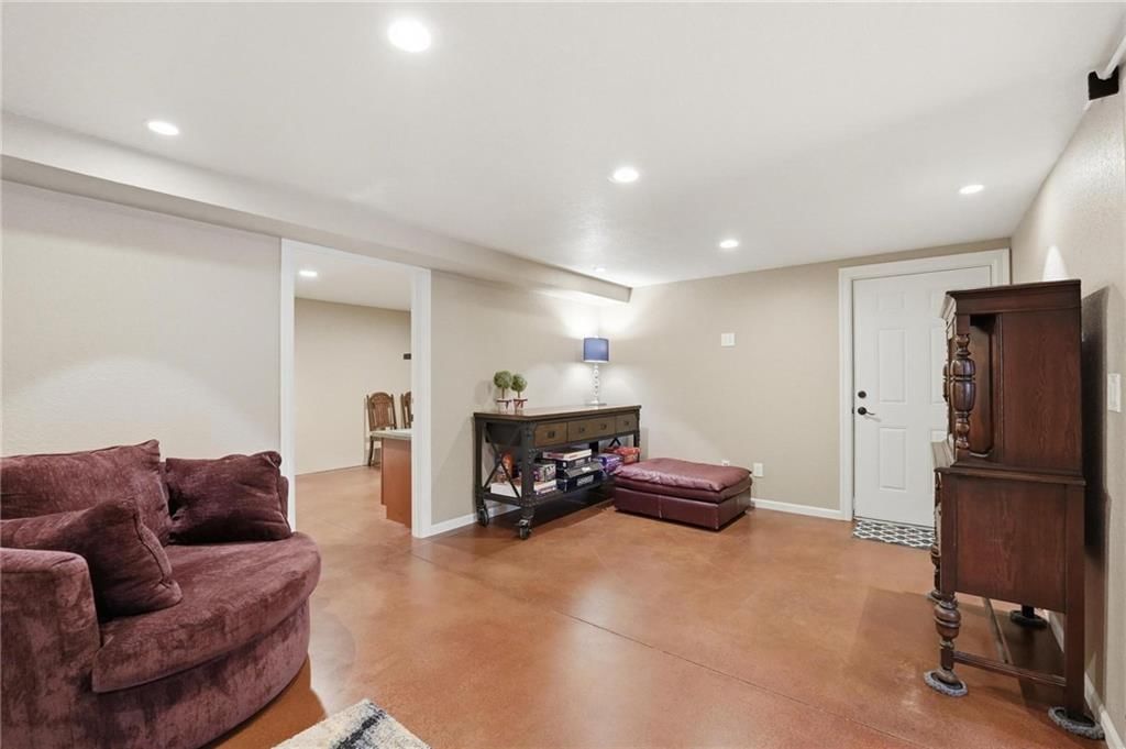 2910 NE Viewpark Place — photo 52