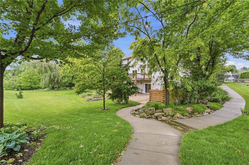 2910 NE Viewpark Place — photo 63
