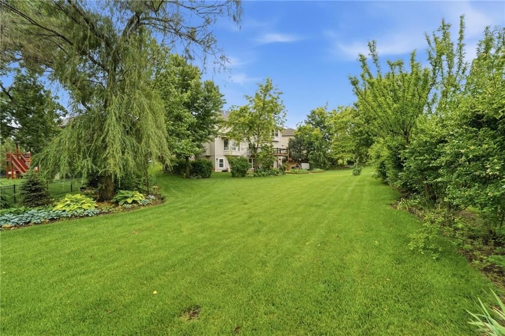 2910 NE Viewpark Place — photo 71
