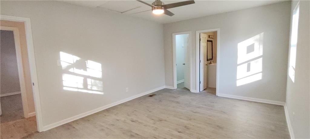 526 S Brookside Avenue — photo 6