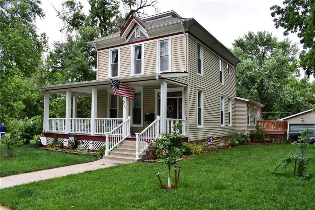 703 S Cedar Street — photo 2