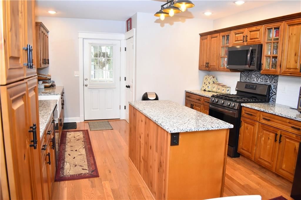 703 S Cedar Street — photo 6