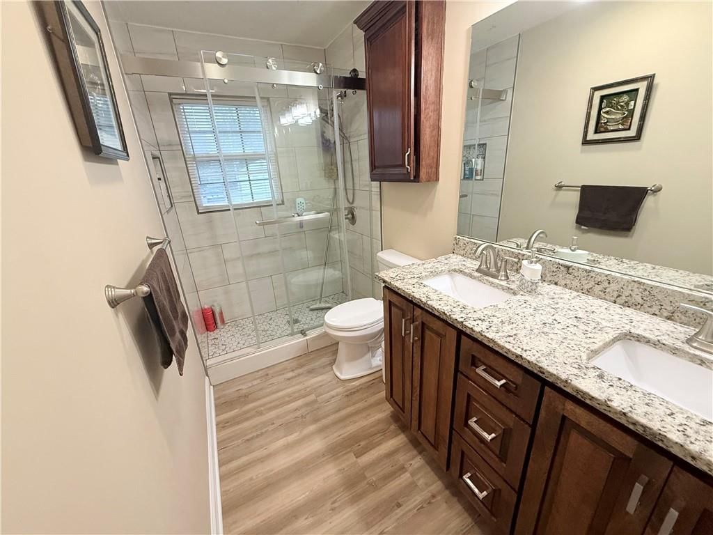15404 E 35th Street — photo 10