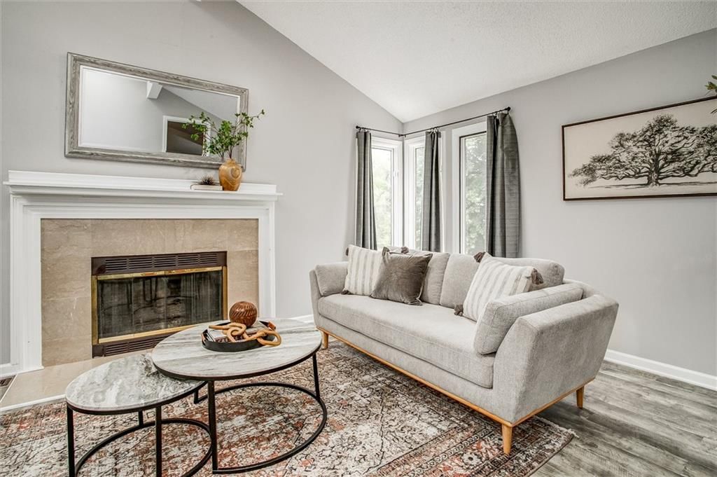 4625 Bell Street — photo 18