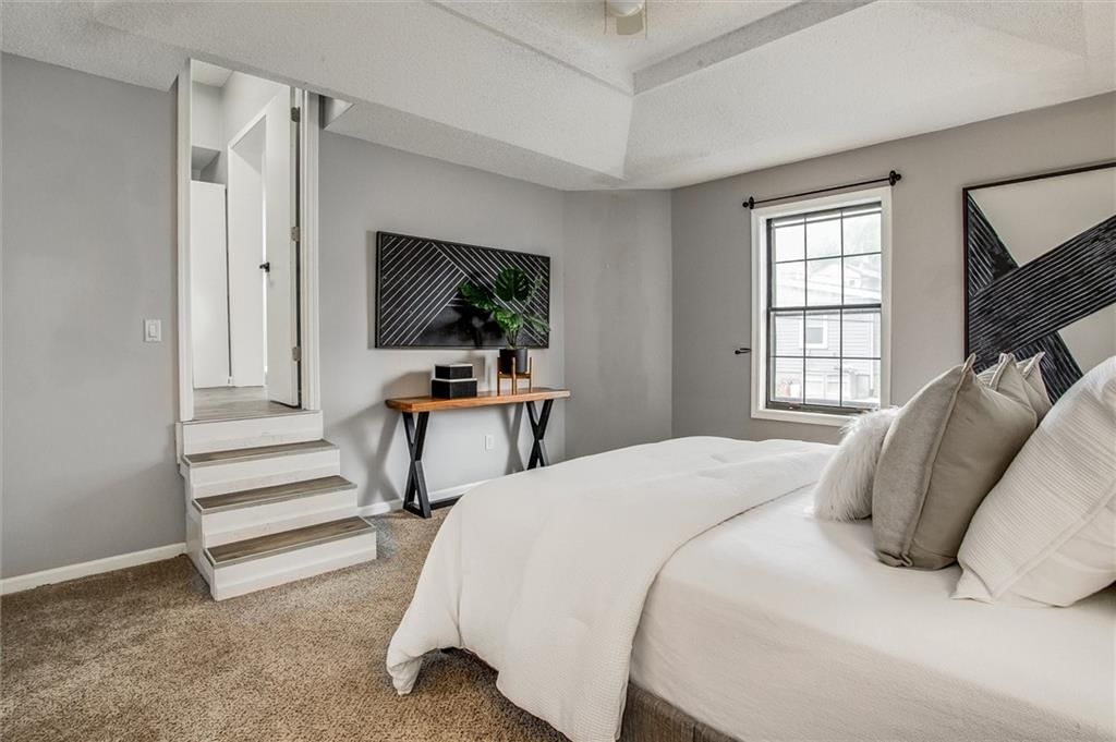 4625 Bell Street — photo 22