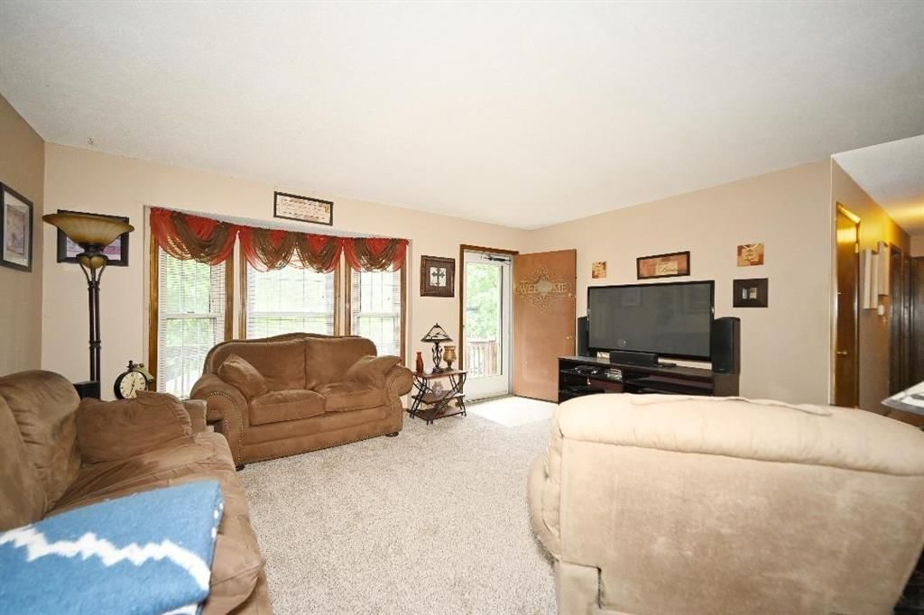 10526 N Walnut Street — photo 15