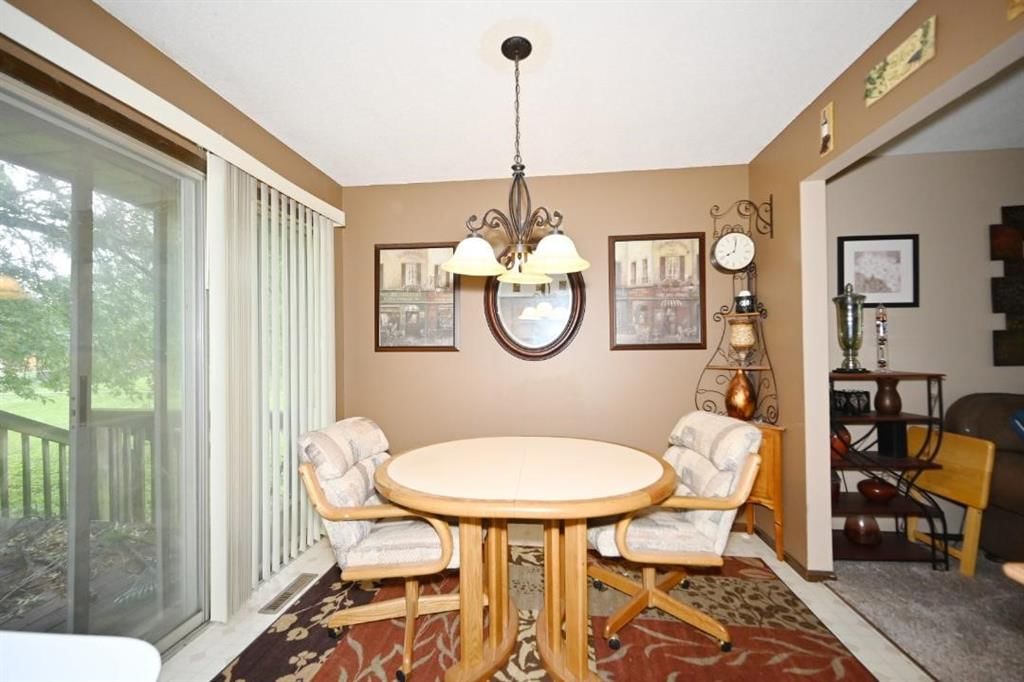 10526 N Walnut Street — photo 19