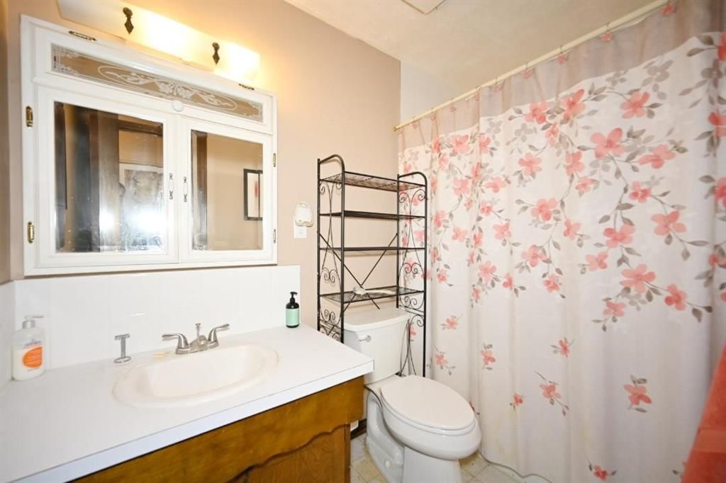 10526 N Walnut Street — photo 28