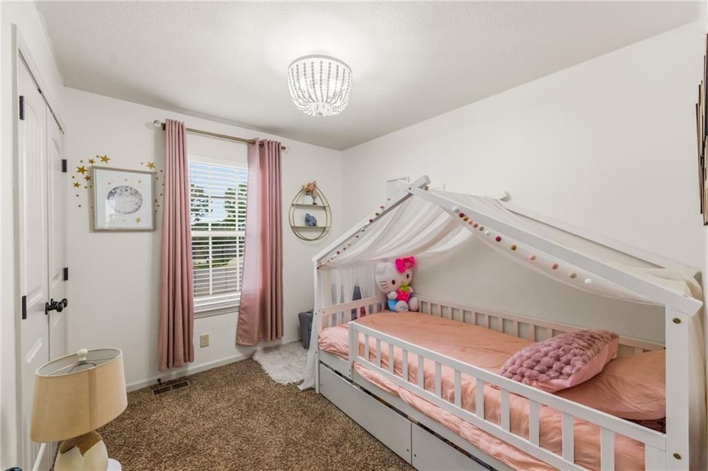 4713 Chester Avenue — photo 13