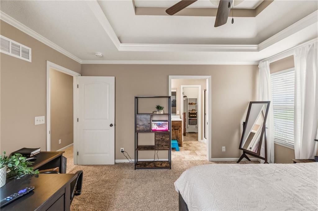 4713 Chester Avenue — photo 15