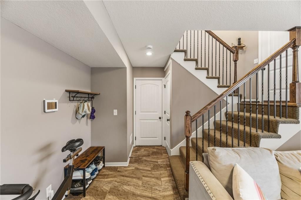 4713 Chester Avenue — photo 17