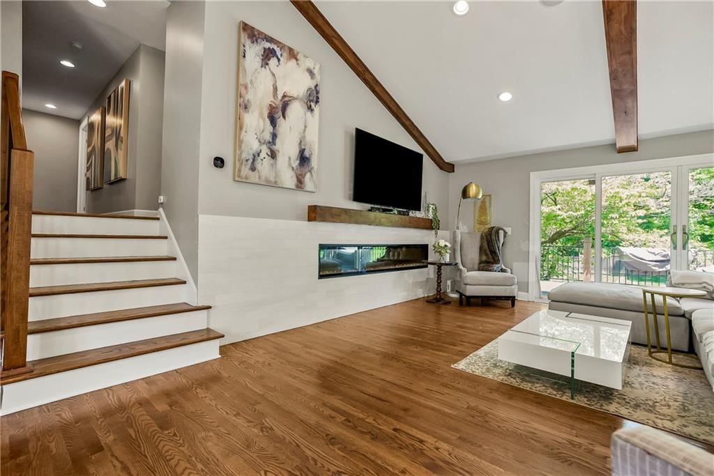 2724 W 63rd Street — photo 13