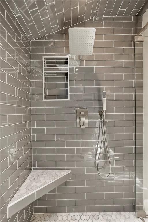 2724 W 63rd Street — photo 23