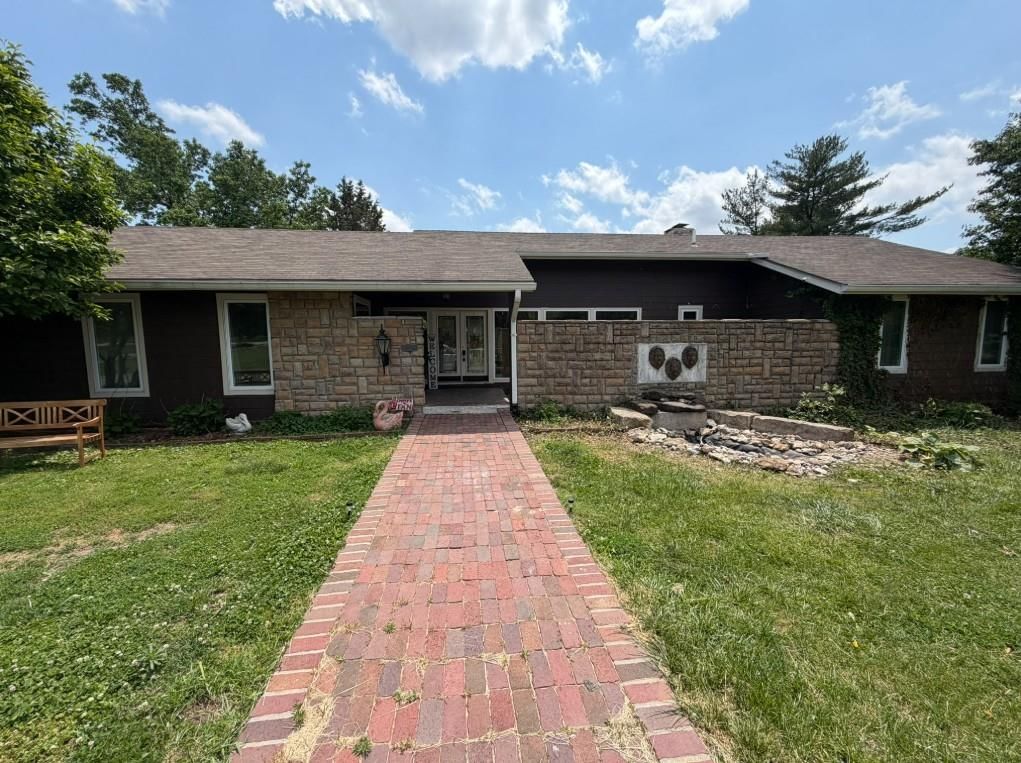 11709 W Harmony Lane — photo 7