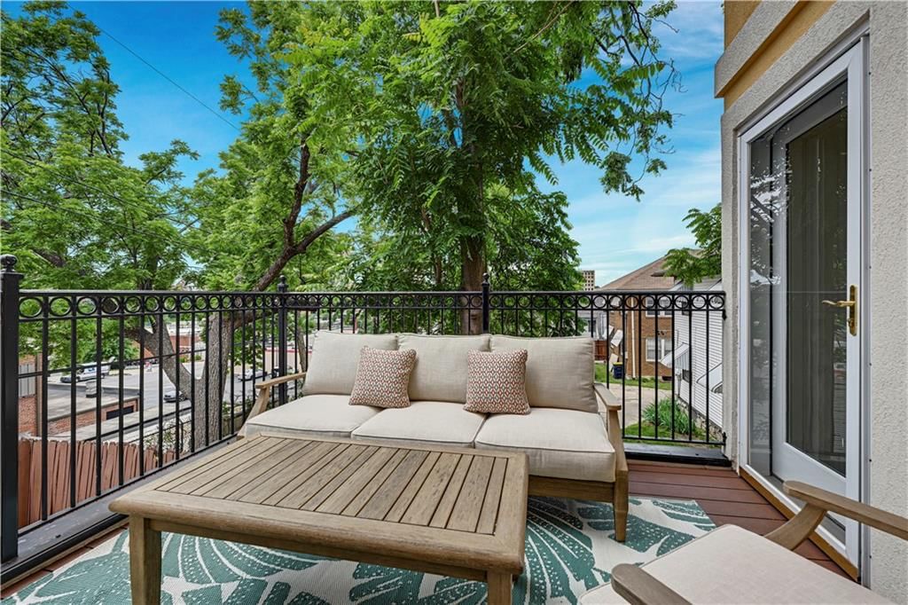 5038 Walnut Street — photo 13