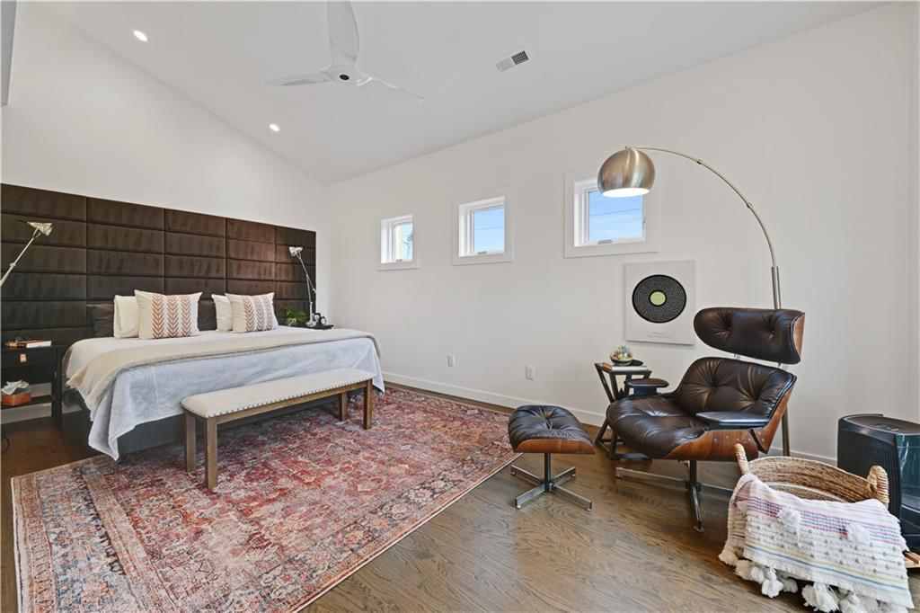 5038 Walnut Street — photo 24