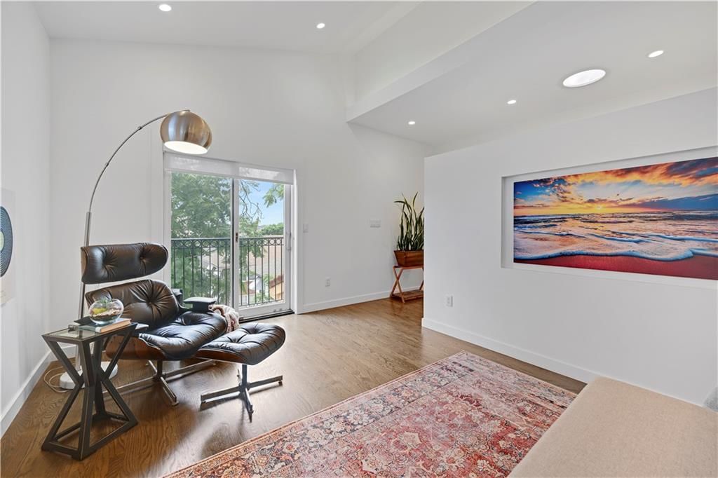 5038 Walnut Street — photo 26