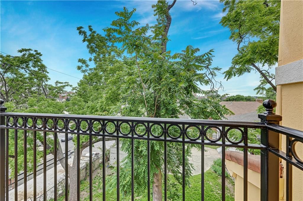 5038 Walnut Street — photo 29