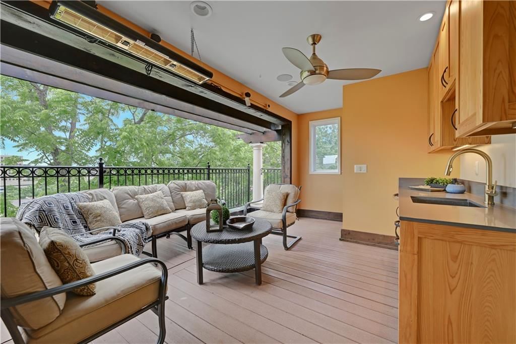 5038 Walnut Street — photo 41
