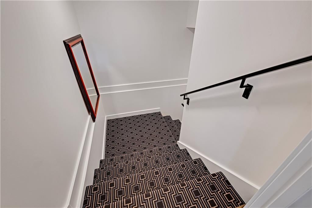 5038 Walnut Street — photo 43