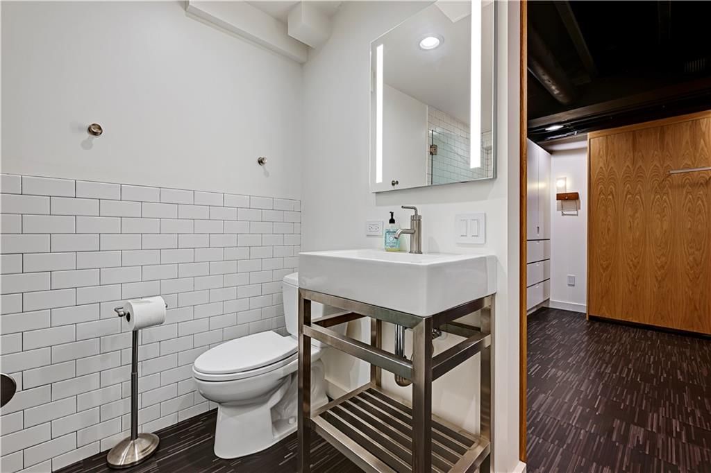 5038 Walnut Street — photo 46
