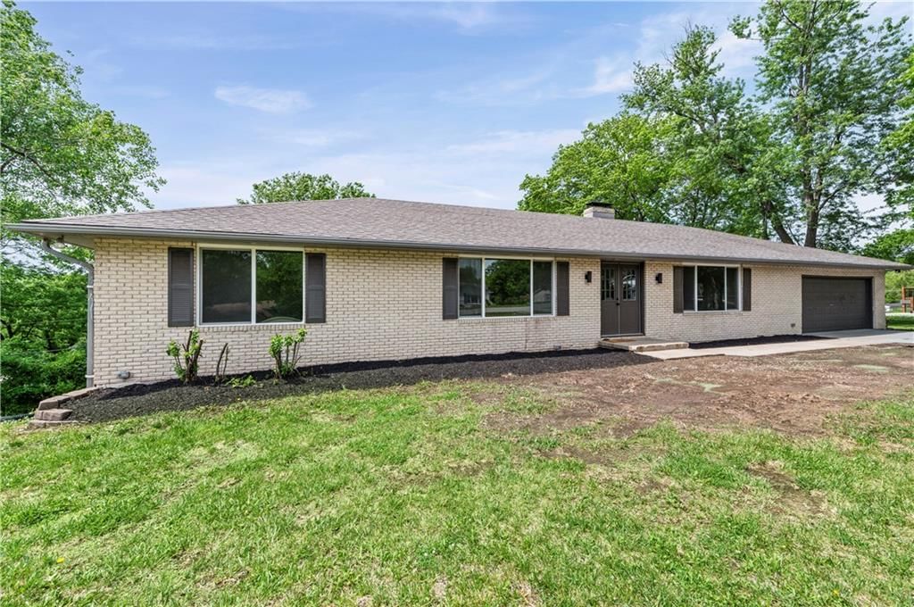 6504 Valley View Street — photo 3