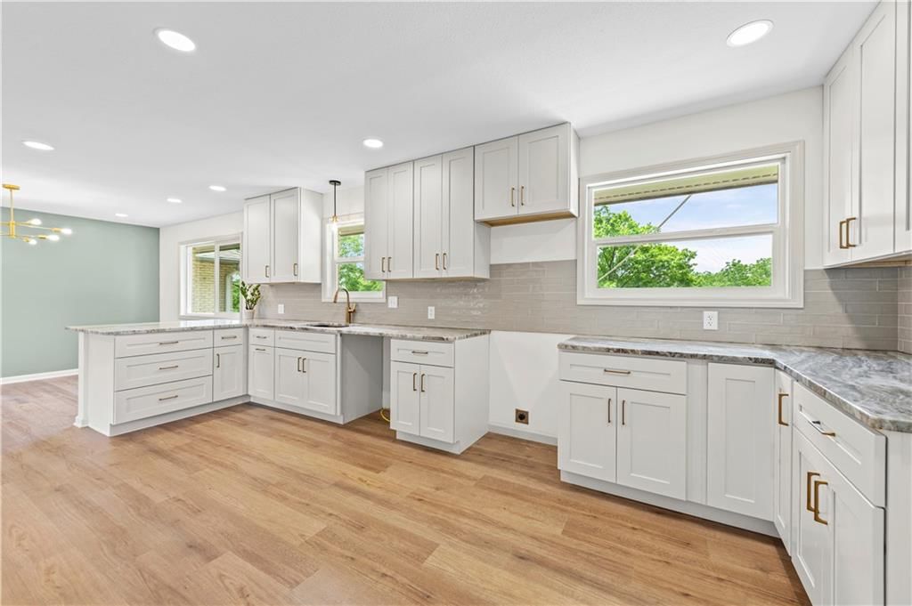 6504 Valley View Street — photo 16
