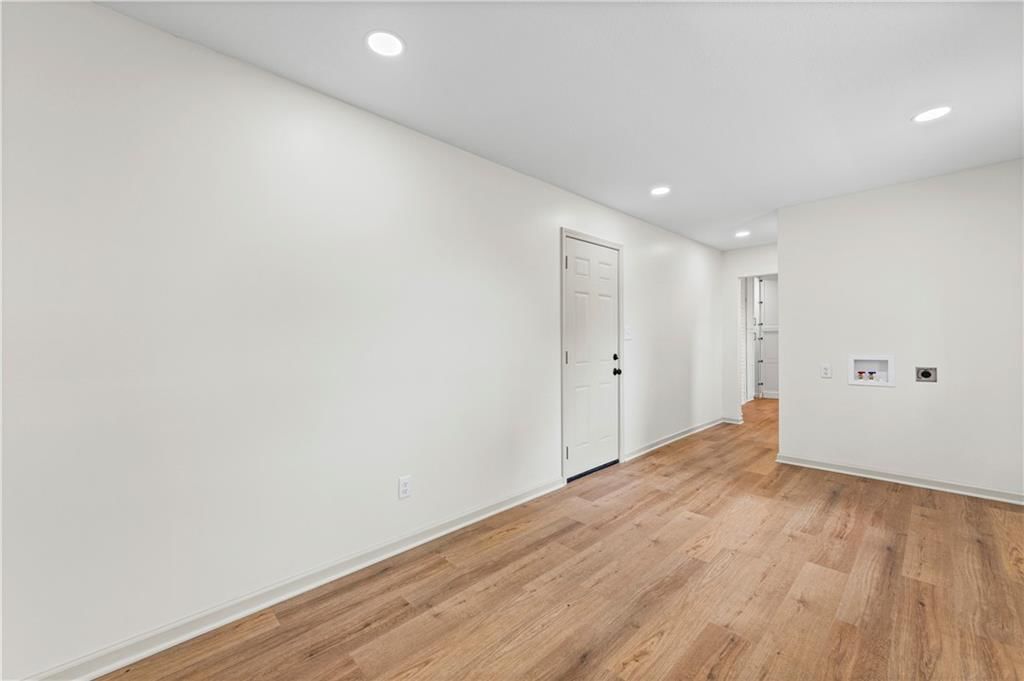 6504 Valley View Street — photo 21