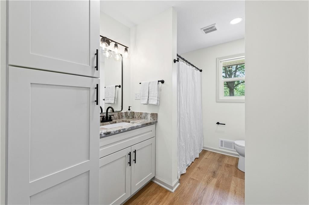 6504 Valley View Street — photo 26