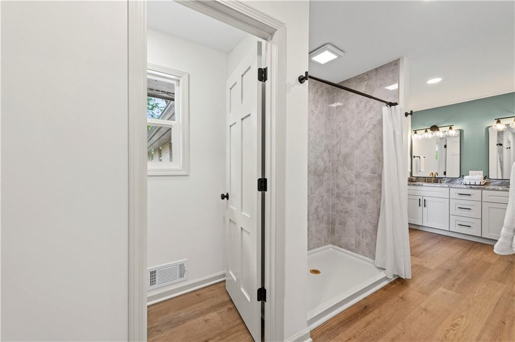 6504 Valley View Street — photo 30
