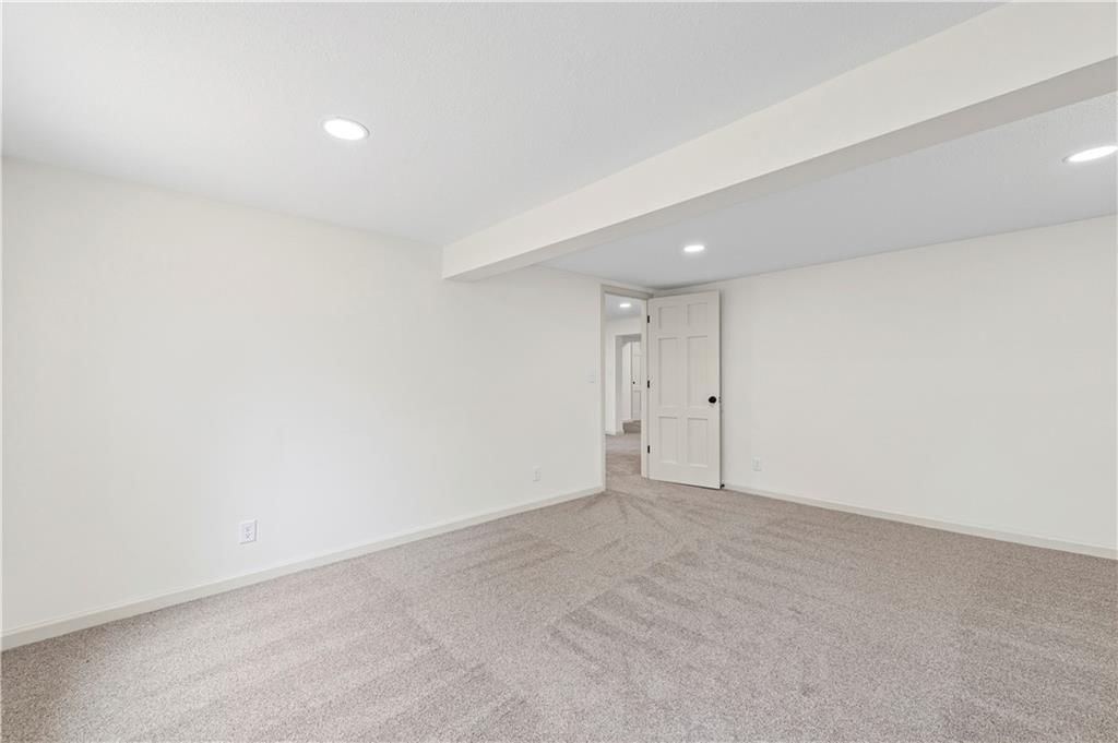 6504 Valley View Street — photo 41