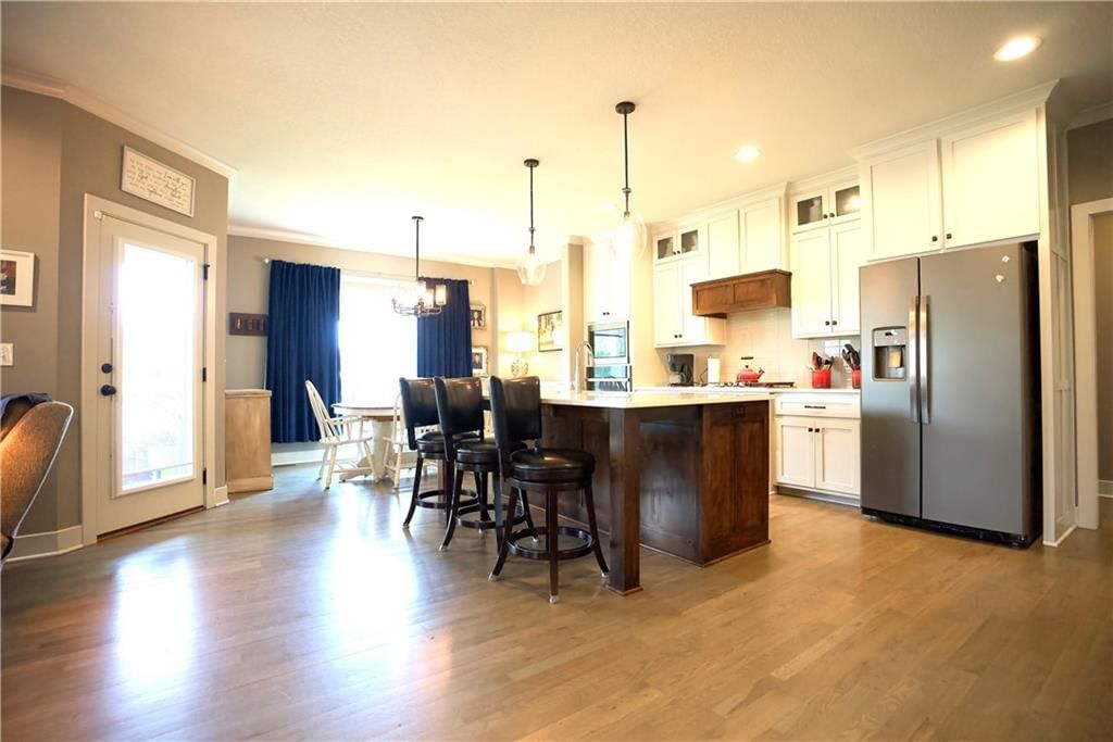 211 Broadmoor Drive — photo 8