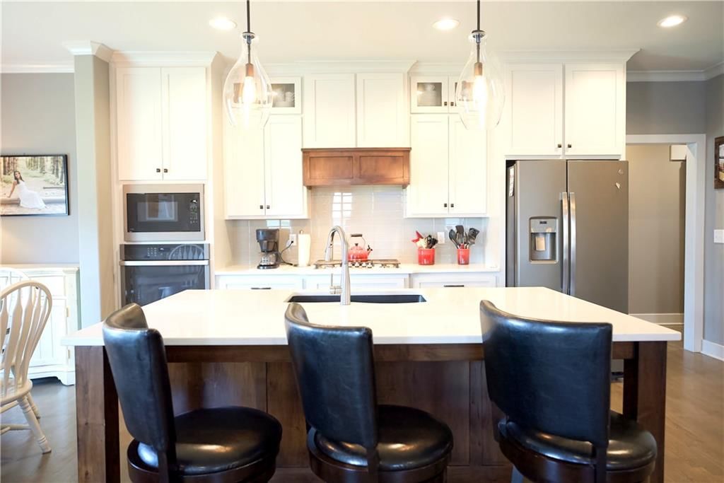 211 Broadmoor Drive — photo 10
