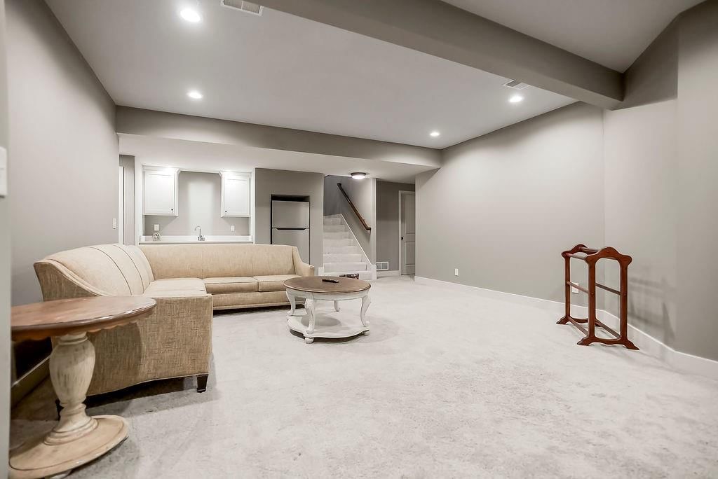 211 Broadmoor Drive — photo 26