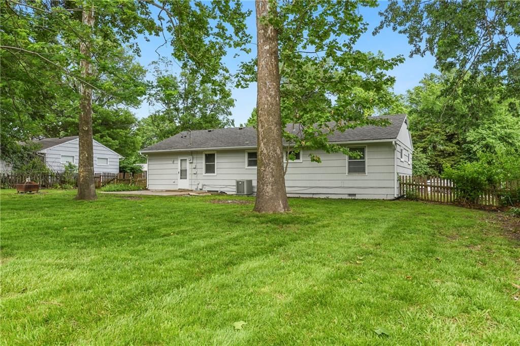 604 SE Browning Avenue — photo 28
