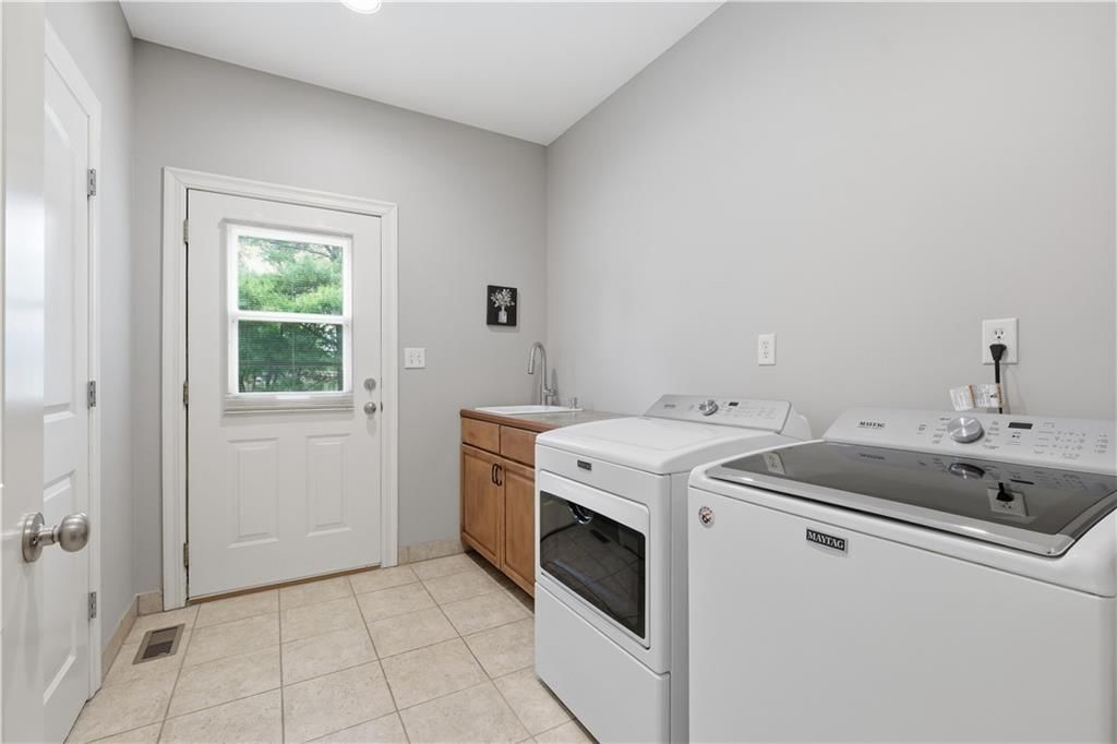 15565 S Gallery Street — photo 41