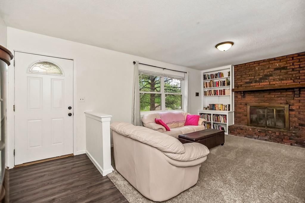 4008 S Colonial Drive — photo 2