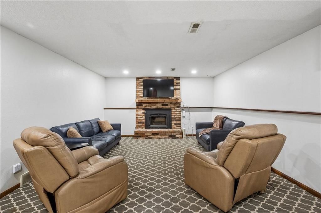 1813 Place Liberte Drive — photo 24