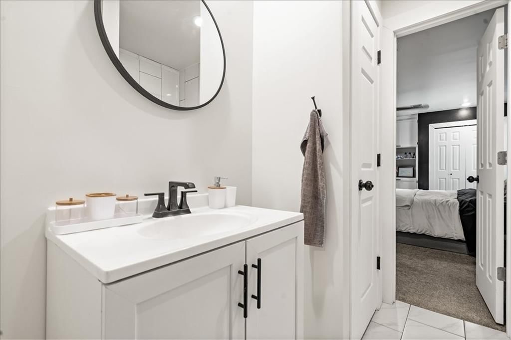 213 NE Landings Court — photo 13