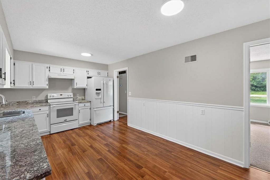 14405 E State Route 2 N/A — photo 10