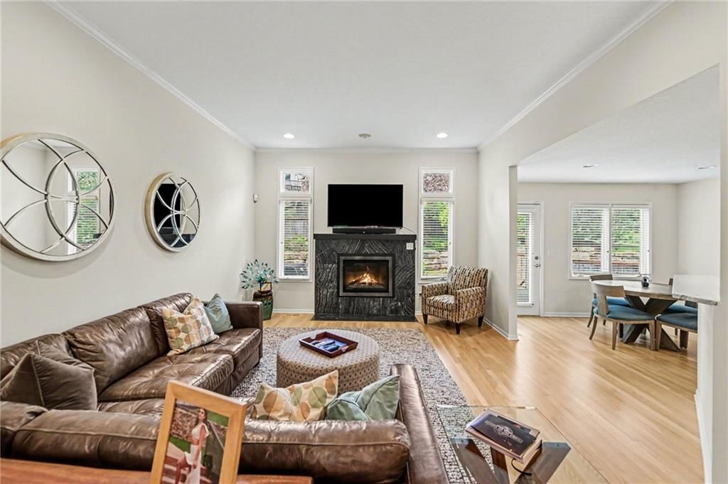 9304 W 125TH Street — photo 2