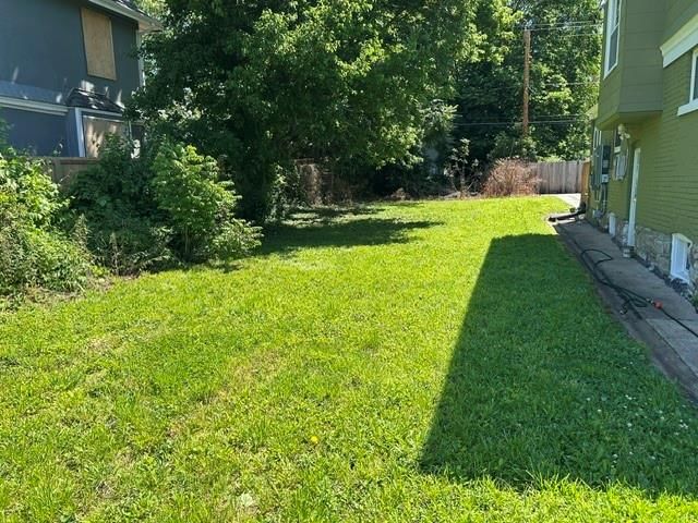 2823 Brooklyn Avenue — photo 2