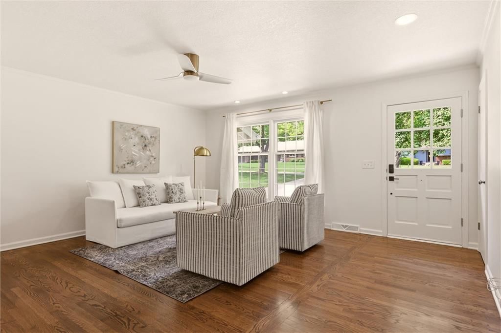 2309 W 104th Street — photo 16