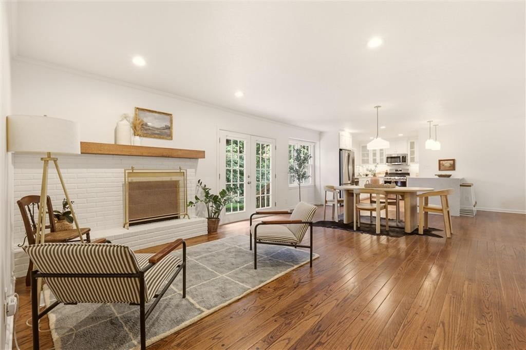 2309 W 104th Street — photo 29